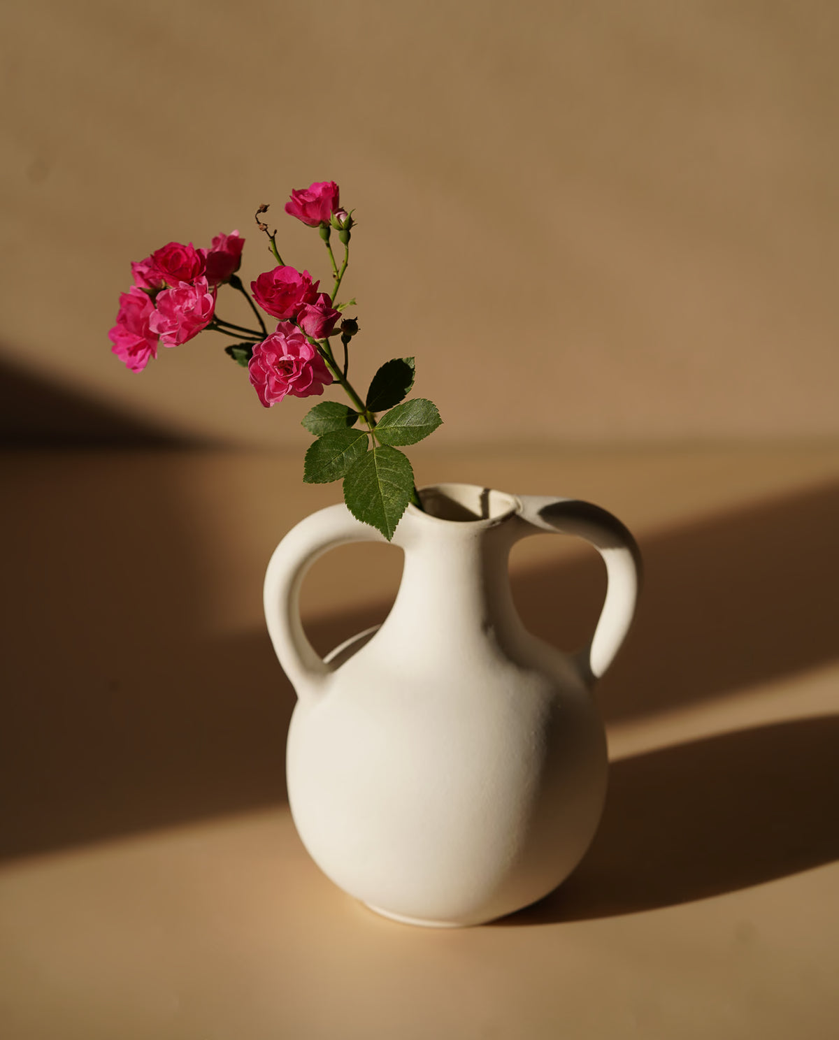 Harappan Small Vase (White)