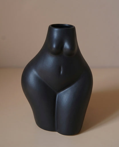 Torso White Vase (Set of 2)